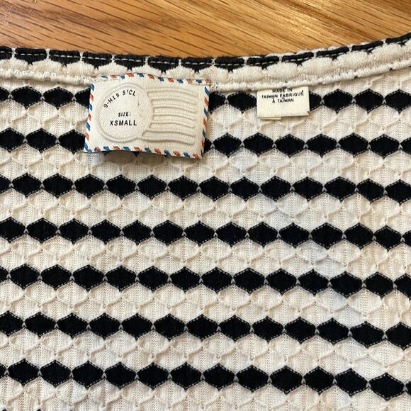 Anthropologie Postmark Peplum Hem black and white Top size xtra small - Picture 4 of 7